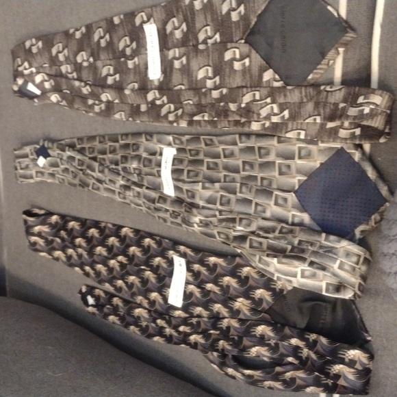 Three Pierre Cardin ties for Men. - Picture 14 of 14